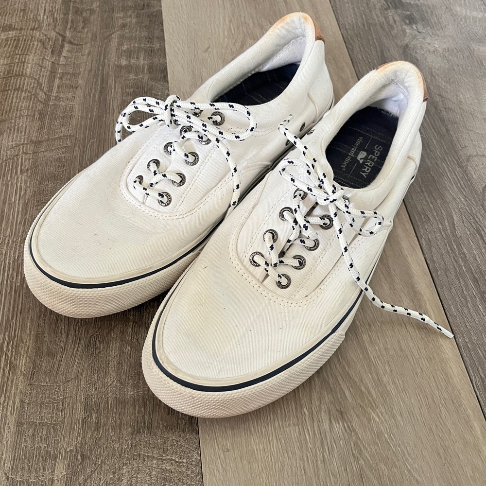Sperry & Vineyard Vine Collab Boat Shoes
